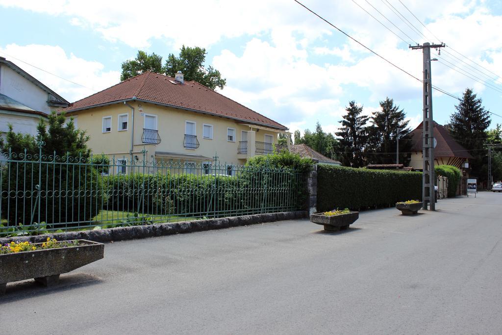Otto Apartment Harkány Exterior foto